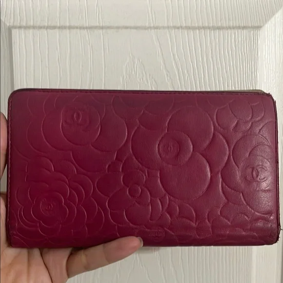 Chanel Pink Camellia Embossed Leather Wallet - Picture 2 of 8